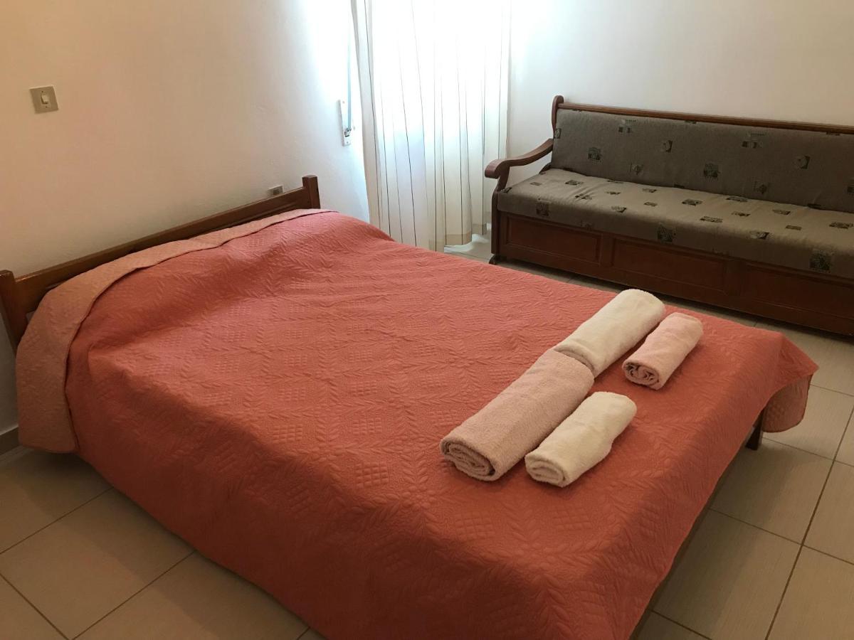 Traditional Full Equipment House Apartman Adámasz Kültér fotó